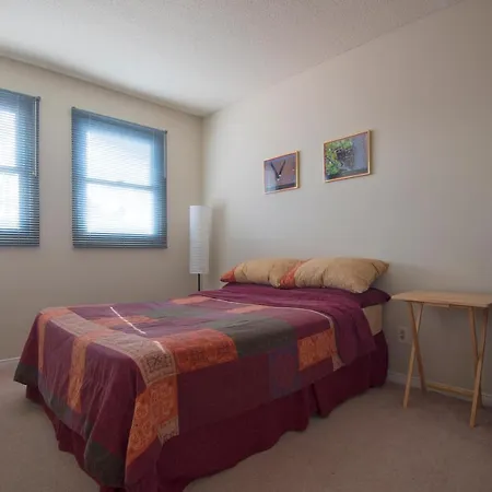 The Comfort Stay At City Of Pickering Exterior photo